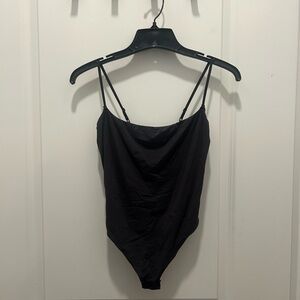 SKIMS black fits everybody bodysuit